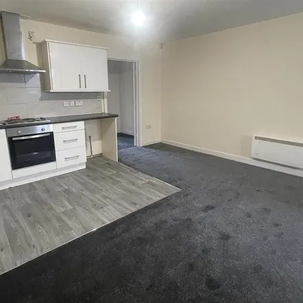 Image 5 - 36A Upper High Street, Wednesbury, WS10 7HJ, United Kingdom - Apartment for rent