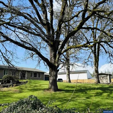 Buy this 4 bed house on 901 Cattle Drive in Benton County, OR 97333