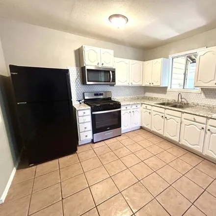 Image 7 - 1027 King Ave Unit B, San Antonio, Texas, 78211 - Apartment for rent