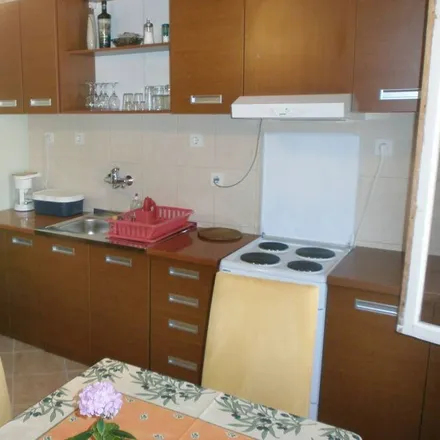Image 5 - Općina Sućuraj, Split-Dalmatia County, Croatia - Apartment for rent