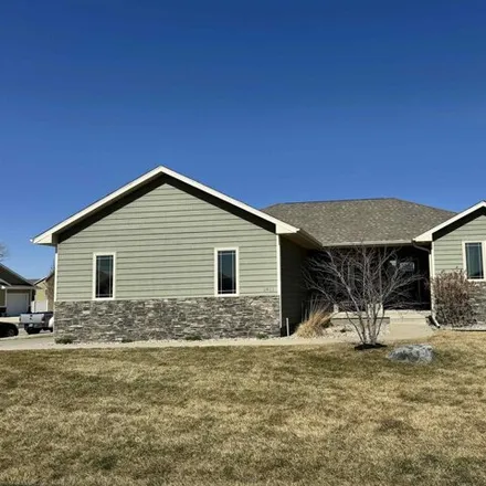 Buy this 5 bed house on Belmont Park Avenue in North Sioux City, SD 57049