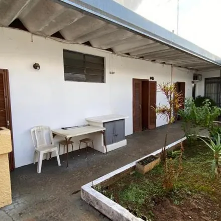 Buy this 3 bed house on Rua Antônio Castellan Franceschi in Pirassununga, Pirassununga - SP
