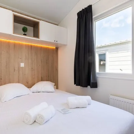 Rent this 2 bed house on Middelkerke in Ostend, Belgium