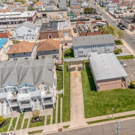 Image 4 - 9283 Monmouth Avenue, Margate City, Atlantic County, NJ 08402, USA - House for sale