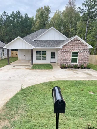 Rent this 3 bed house on 418 West Ross Street in Troup, Smith County