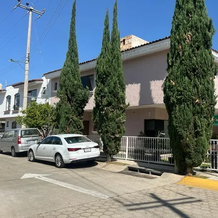 Buy this 3 bed house on Calle Rinconada de Guadalupe in Residencial Rinconada Guadalupe, 45030 Zapopan