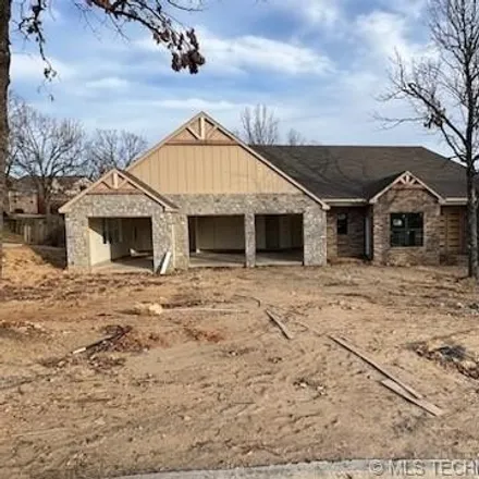 Buy this 4 bed house on 1299 East 14th Court in Sand Springs, OK 74063