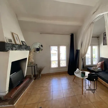 Rent this 1 bed apartment on 13 Rue de la Molle in 13100 Aix-en-Provence, France