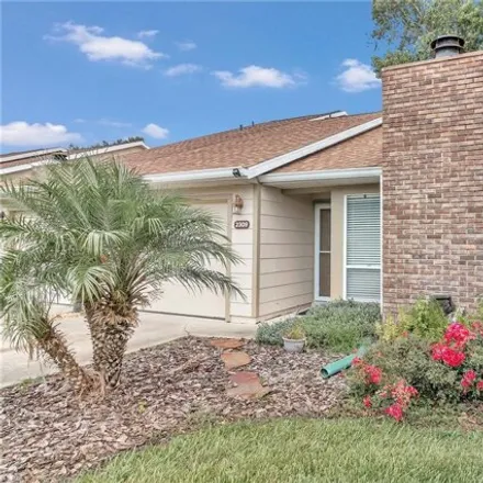 Buy this 2 bed house on 2309 SE 19th Cir in Ocala, Florida