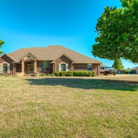 Image 2 - 4071 Stardust Lane, Tuttle, Grady County, OK 73089, USA - House for sale