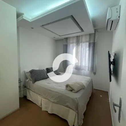 Buy this 1 bed apartment on Rua Joaquim Távora 130 in Icaraí, Niterói - RJ