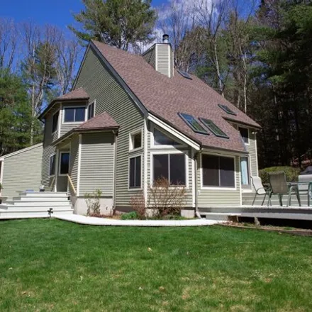 Buy this 3 bed house on 94 Lair Road in New Hartford, Northwest Hills Planning Region