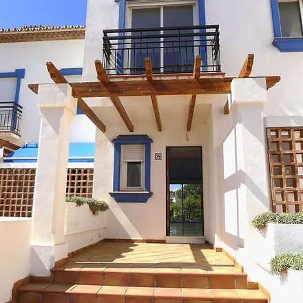 Image 4 - Estepona, Andalusia, Spain - Townhouse for sale