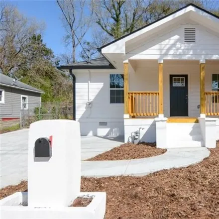 Buy this 3 bed house on 849 Wood Street Northwest in Simsville, Atlanta