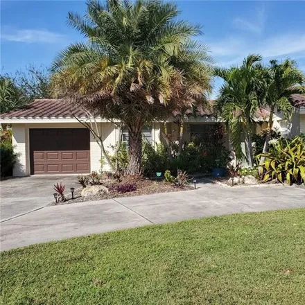 Rent this 3 bed house on 2777 Cardwell Way in Sarasota County, FL 34231