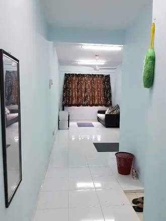 Rent this 3 bed apartment on unnamed road in Ulu Kelang, 50538 Ampang Jaya Municipal Council