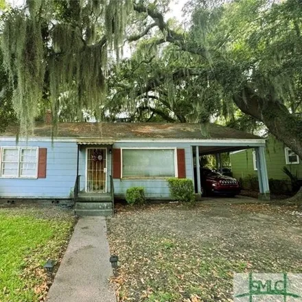 Buy this 3 bed house on 2581 Alabama Avenue in Savannah, GA 31404