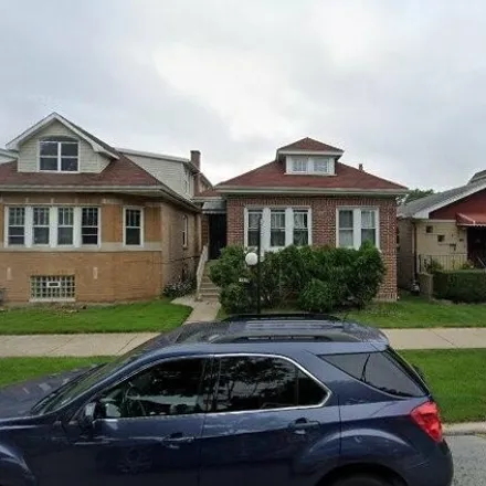 Buy this 2 bed house on 7940 South La Salle Street in Chicago, IL 60620