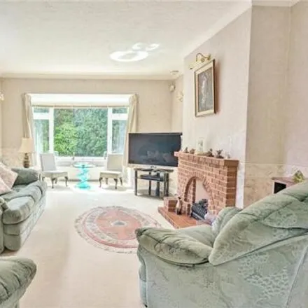 Image 2 - West Way, Worthing, BN13 3AX, United Kingdom - House for sale