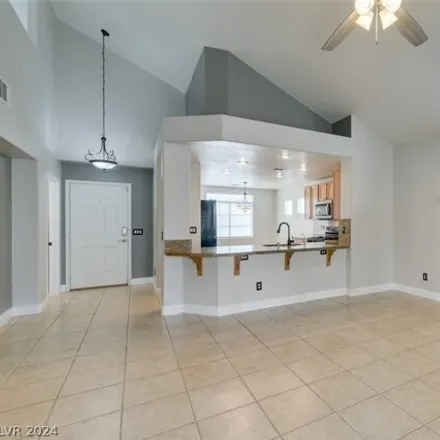 Image 7 - 5809 Watercolor Street, North Las Vegas, NV 89031, USA - House for rent