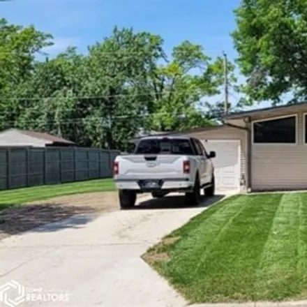 Buy this 3 bed house on 557 West 15th Street North in Newton, IA 50208