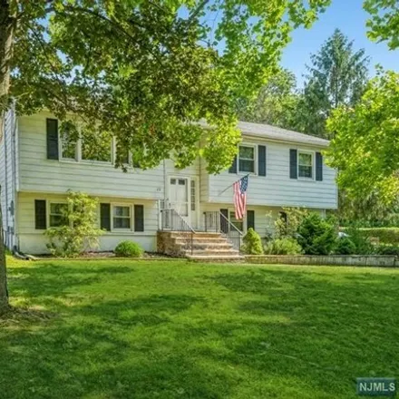 Image 2 - 23 Meadow Lane, Mansfield Township, NJ 07840, USA - House for sale