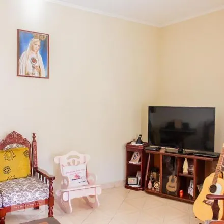 Buy this 3 bed house on Rua Ucrânia in Vila Lucinda, Santo André - SP