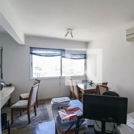 Image 2 - Boa Compra Mercado Fruteira e Padaria, Avenida Bento Gonçalves 1577, Santo Antônio, Porto Alegre - RS, 90620-002, Brazil - Apartment for sale