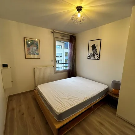 Rent this 3 bed apartment on 164 Place de l'Hôtel de Ville in 74130 Bonneville, France