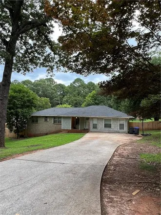 Buy this 3 bed house on 2936 Manor Court in Snellville, GA 30078