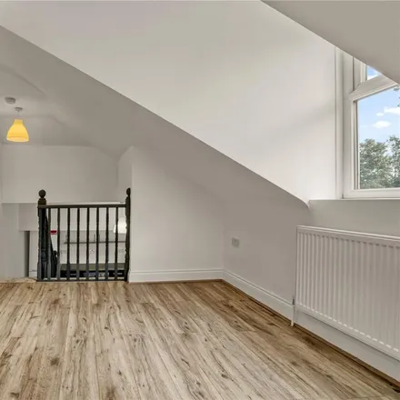 Image 3 - Pembury Road, London, N17 8ND, United Kingdom - Apartment for rent