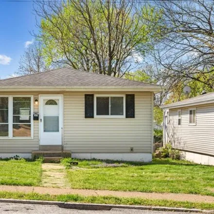 Buy this 2 bed house on 7064 Mitchell Avenue in St. Louis, MO 63117
