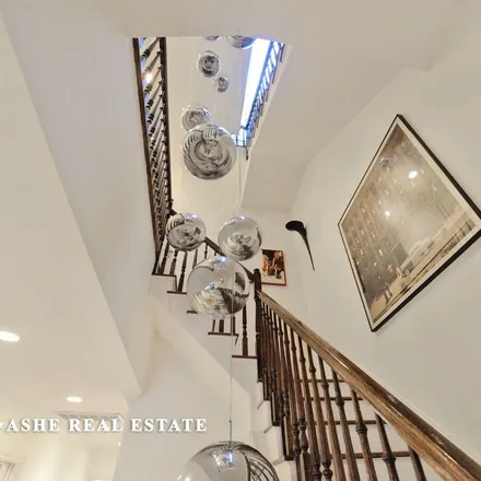Image 5 - 205 East 61st Street, New York, NY 10065, USA - Townhouse for rent