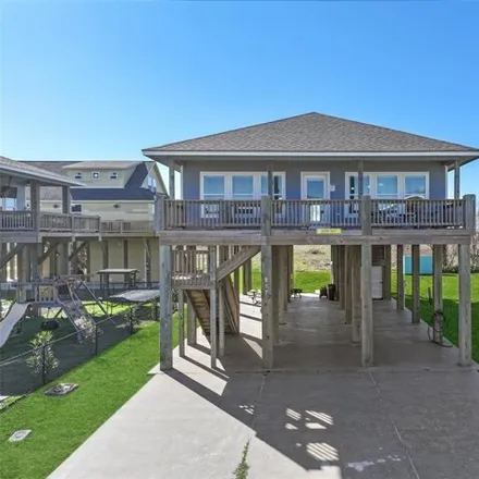 Buy this 3 bed house on 873 Sea Spray Drive in Galveston County, TX 77650
