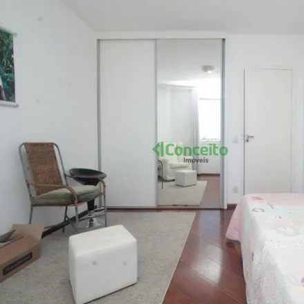 Buy this 5 bed apartment on Garfo de Ouro in Avenida Brasil, Santa Efigênia