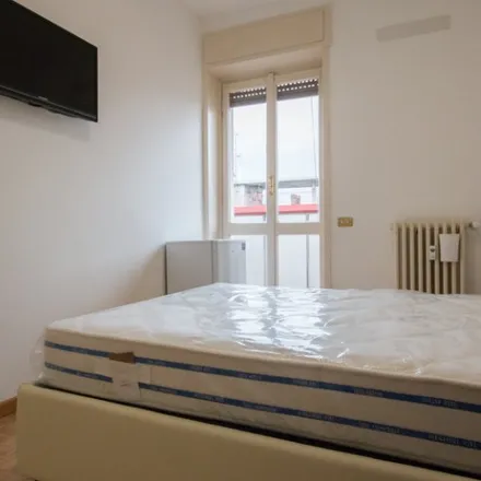 Rent this 6 bed room on Kasanova in Via Giovanni Cagliero, 20125 Milan MI