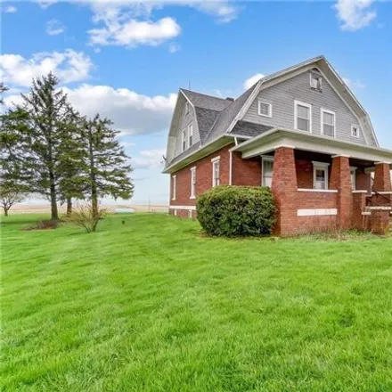 Buy this 5 bed house on 4105 US 6 in Wood County, OH 43450