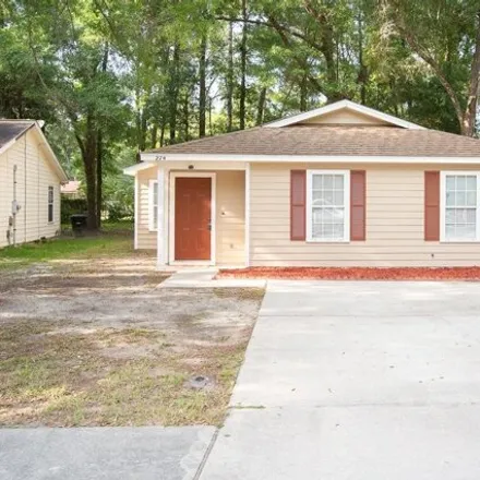 Buy this 3 bed house on 274 Carterwood Dr in Tallahassee, Florida