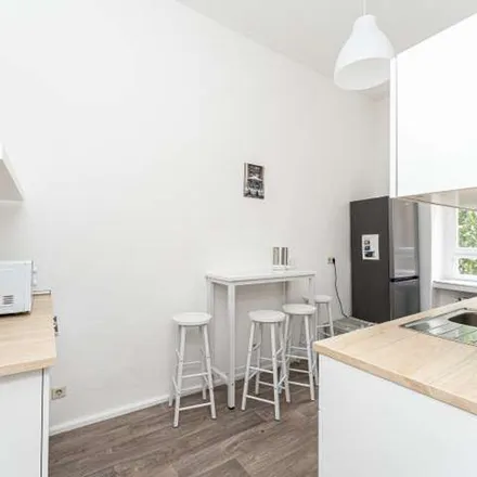 Rent this 4 bed apartment on Tortillería Mexa in Boxhagener Straße 50, 10245 Berlin