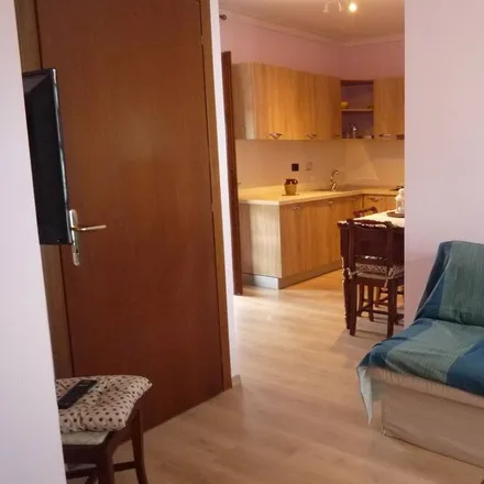 Image 2 - Serralunga d'Alba, Cuneo, Italy - Apartment for rent