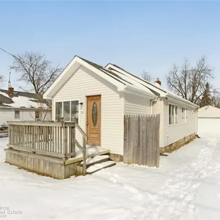 Buy this 2 bed house on 2119 East McLean Avenue in Burton, MI 48529