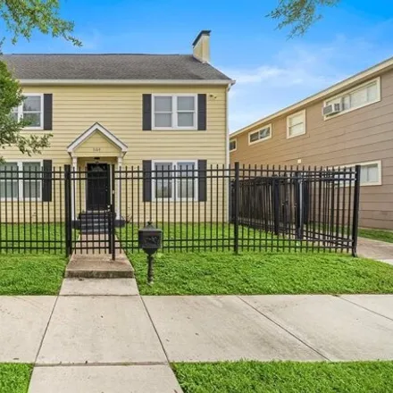 Buy this 3 bed house on 3153 Arbor Street in Houston, TX 77004