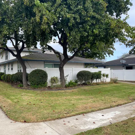 Rent this 3 bed house on 2236 Miramar Walk in Oxnard, CA 93035
