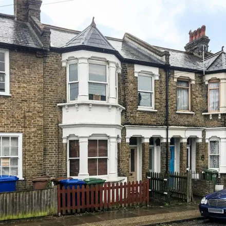 Rent this 2 bed apartment on Hichisson Road in London, SE15 3AN