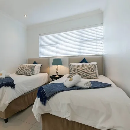 Rent this 2 bed apartment on Green Point in Cape Town, 8051