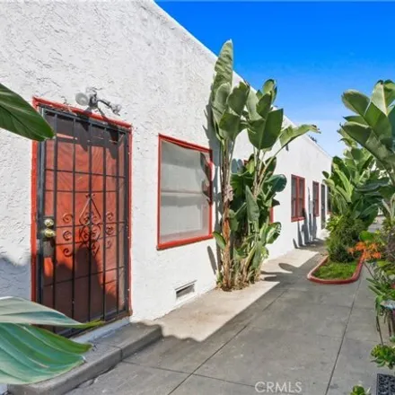 Buy this 14 bed house on 1069 East 4th Street in Long Beach, CA 90802