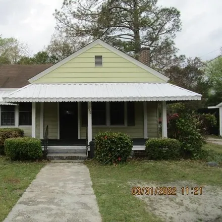 Rent this 2 bed house on 336 North Magnolia Street in Sumter, SC 29150