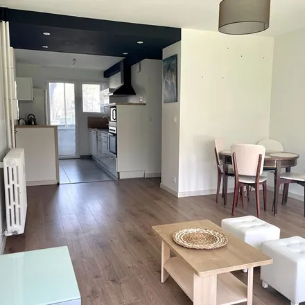 Rent this 3 bed apartment on Direction des Parcs in Jardins et Paysages, 20 Boulevard de Lavoisier