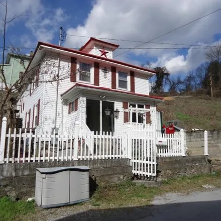 Image 1 - Church of God, Elm Street, Welch, WV 24842, USA - House for sale