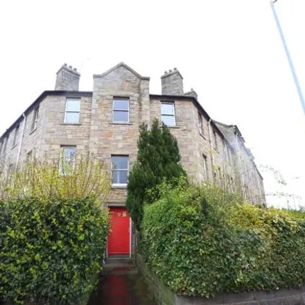 Rent this 3 bed apartment on 19 Portobello Road in City of Edinburgh, EH8 7BS